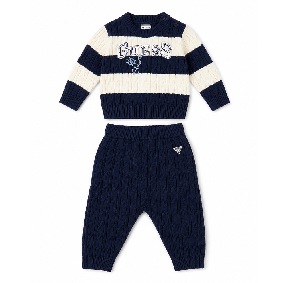 Completo in maglia lavorata