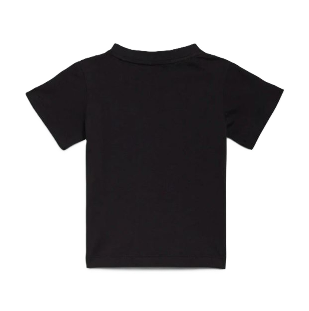 t-shirt logo