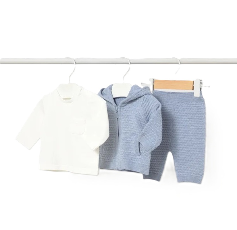 Completo in maglia 