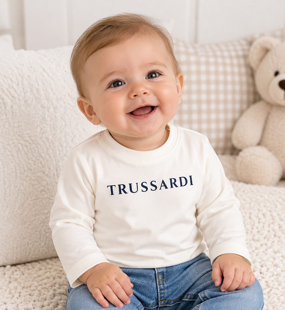 T-shirt logo