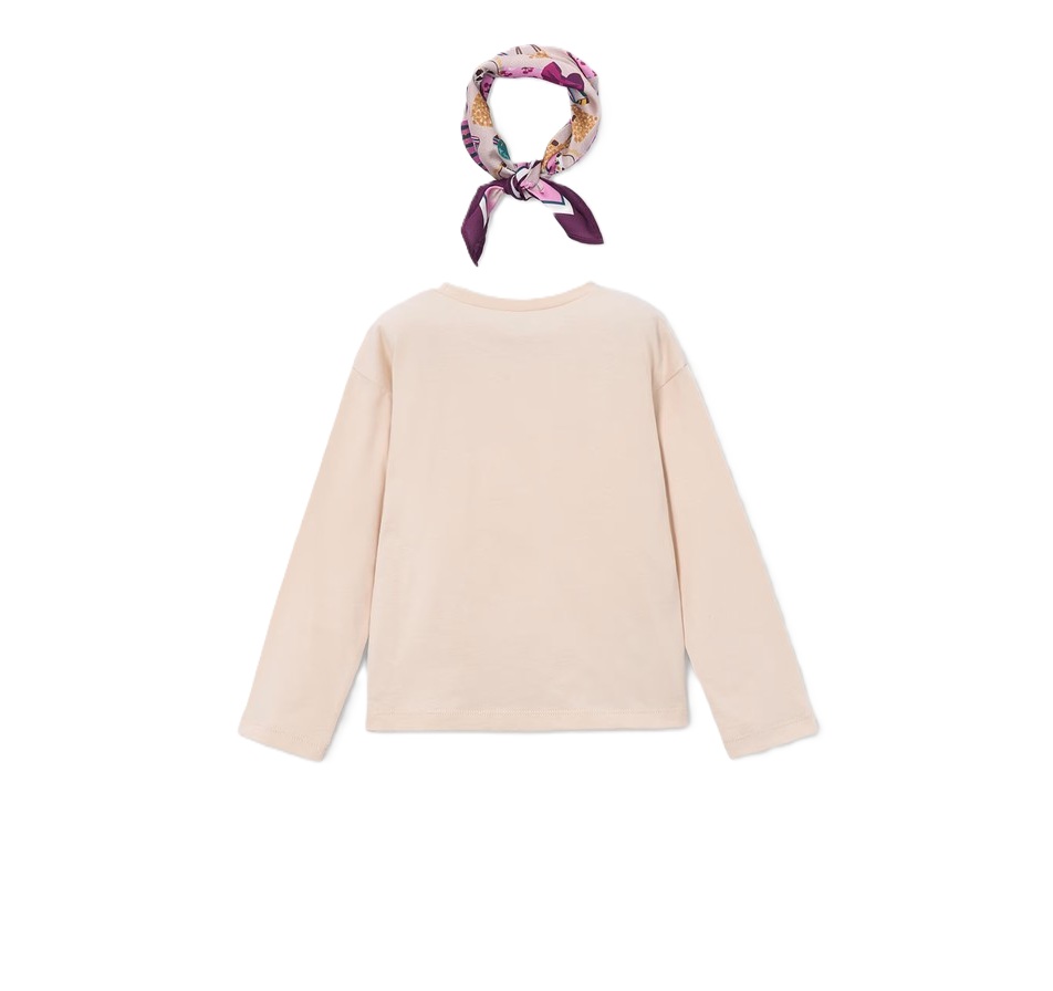 t-shirt foulard